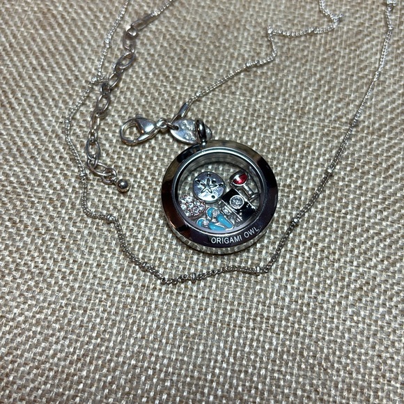 Origami Owl Silver Tone  Necklace 5 Floating Crystal Enamel Charms Locket 17.5”L - Picture 10 of 13